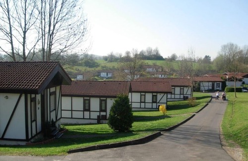 Dipperz House | Renovated bungalow in Dörmbach