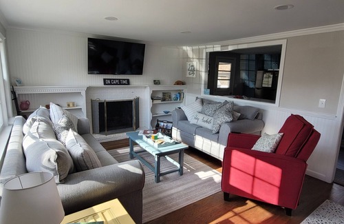 West Hyannisport Cottage | Renovated Cape House .75 Miles from Craigville Beach