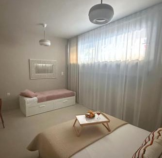 Heraklion Apartment | Renovated City Center x3 Double Bed Flat
