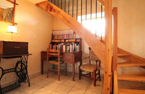 Chamalieres-sur-Loire Cottage | Renovated farmhouse with garden, garage, and free wifi in Chamalières-sur-Loire