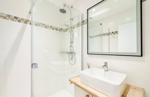Les Sables d'Olonne Ski Chalet | Renovated house and tastefully decorated in La Chaume