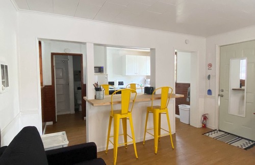 Camdenton Cabin | Renovated lakeside cabin with swimming pool & resort amenities!