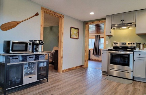 Gassville House | Renovated Rustic Charm! Conveniently located