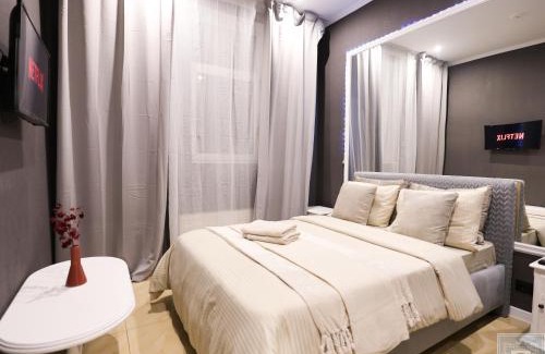 Chisinau Apartment | RentHouse Apart-Hotel Room #5