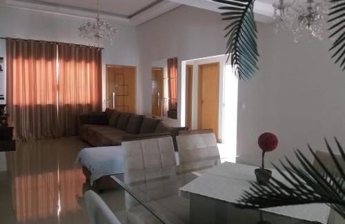 Maringa House | Residência Cidade Verde 1, sinta-se em casa.