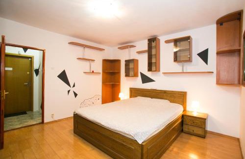 Sector 3 Apartment | Residence 30