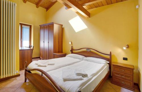 Civate Apartment | Residence Appartamento Parigi