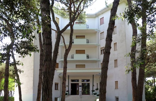 Jesolo Pineta Apartment | Residence Ariston by Interhome