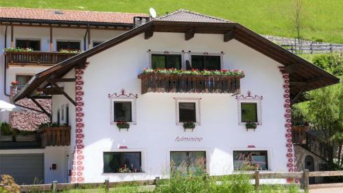 Selva di Val Gardena Apartment | Residence Carin