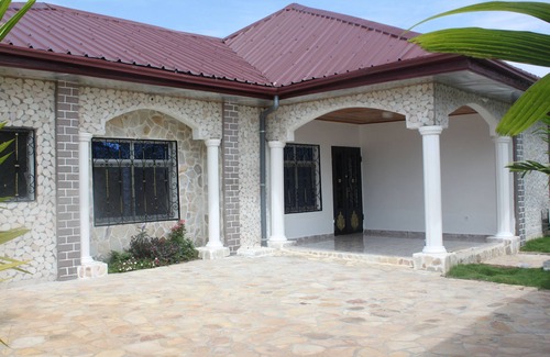 Kribi Villa | Residence Gounou in Kribi, Sud Cameroon