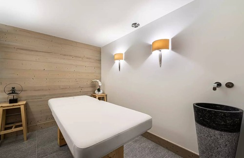 Le Praz Ski Chalet | Residence Grand Tetras Praz - Chalets for 14 People