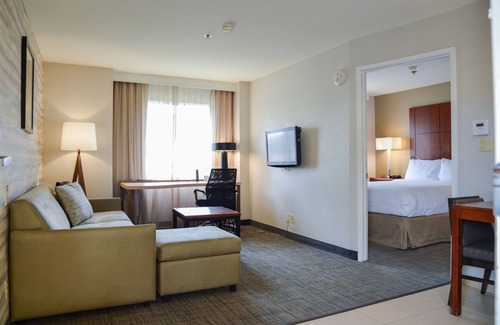 La Mirada Hotel | Residence Inn by Marriott La Mirada