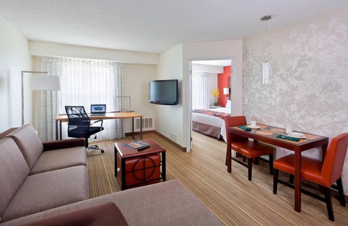 Madison Hotel | Residence Inn by Marriott Madison East
