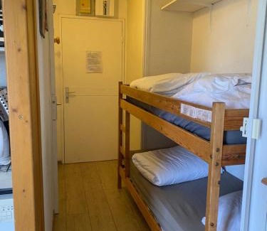 Val Claret Apartment | RESIDENCE LE BORSAT SUR PISTE STUDIO CABINE BALCON 64 chemin du Borsat TIGNES VAL CLARET