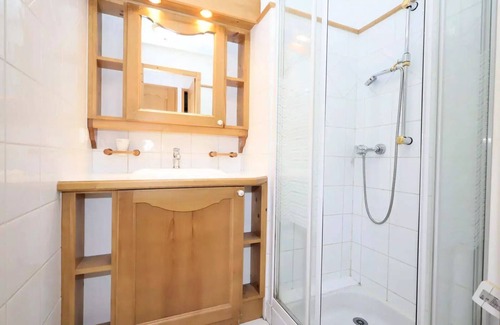 Les Houches Apartment | Residence Les Hauts De Chavants - 2 Rooms for 6 People