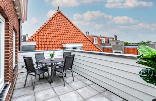 Zierikzee Apartment | Residence Mondragon appartement Antje de Waaij with Balcony