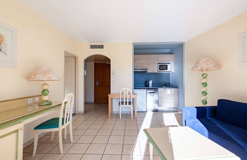 Vedene Apartment | ResidHotel Golf Grand Avignon
