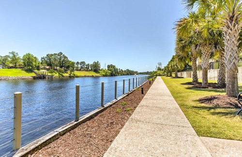 North Myrtle Beach Apartment | Resort Perks Upscale Condo in North Myrtle Beach