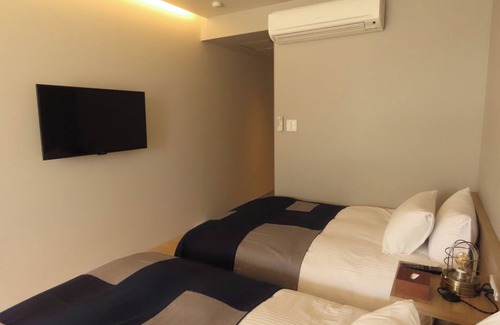Konohana Hotel | Resort room with private pool 104 Twin up to 3 /Osaka Ōsaka