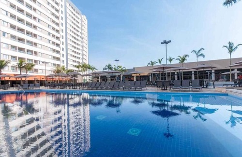 Olimpia Resort | RESORT SOLAR DAS ÁGUAS: 5 adultos a 4km do Thermas Lar. e a 3km do Hot Beach