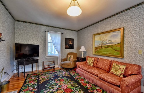 Lexington House | Restored 1840 House with Gardens in Historic Downtown