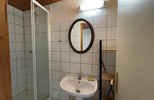 Chatel-Montagne House | Retraite Naturelle à Châtel-Montagne avec Vue Imprenable - FR-1-489-447