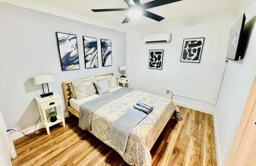 Ludlam House | Retreat in Style Private Peaceful Miami Bungalow