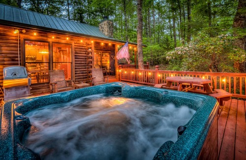 Blue Ridge Cabin | Retreatwood Mac by Escape to Blue Ridge
