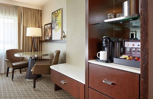 Downtown Dallas House | Retro-chic hotel in downtown Dallas
