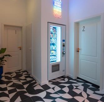 Rotherbaum Apartment | RetroPop Design Apartment , Designerzimmer für je 2 Personen, Top Lage, WIFI