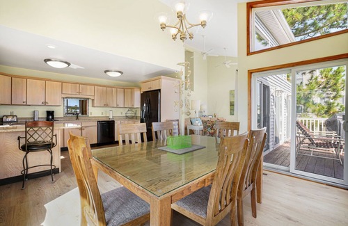 Chincoteague House | Return - Waterfront w/Boat dock!