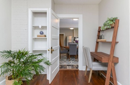 Forest Acres House | Revamped 3BR Oasis on Forest Dr