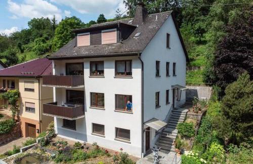 Mainz-Bingen Apartment | Rheintal-Ferien - 90 qm Ferienwohnung mit Wine & Style - Dein Urlaub am Rhein