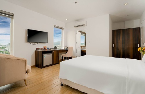 Ngu Hanh Son Hotel | RHM Luxury Hotel and Suite