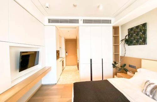Shajing Apartment | Rho Hotel柔居Shenzhen World Exhibition and Convention Center Qianhai Snow World