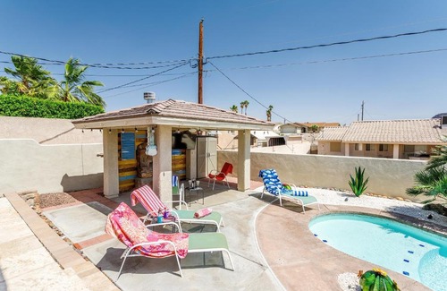 Lake Havasu City House | Rhythms of Tom Tom Sparkling Pool