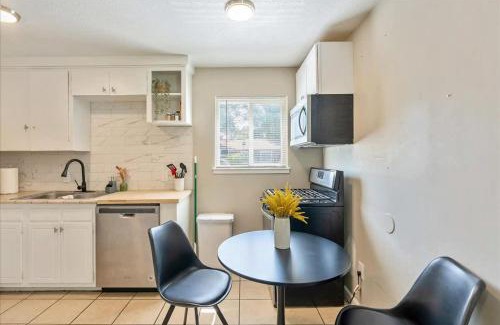 South Salt Lake House | Right off i15 Nibley Golf Course Fits Park