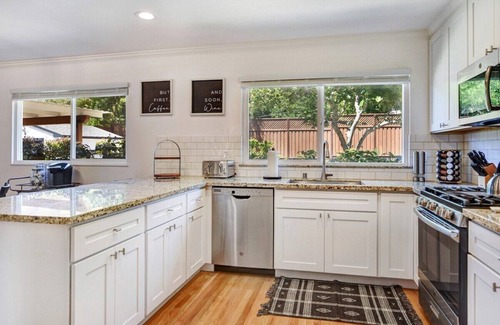 Santa Rosa House | Rincon Valley Wine Country Vacation Home