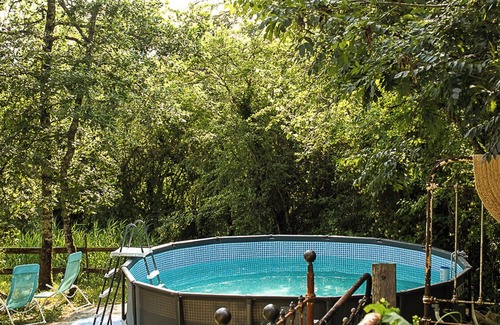 Villeneuve d'Aveyron Cottage | RITA'S TRAILERS. In the countryside near the village. Swimming pool. Pets welcome!