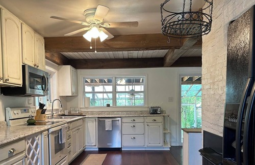Bakerton Other | River Chase - Historic Farmhouse on the Potomac!