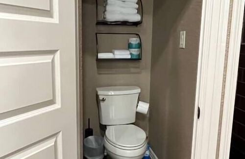 Cecil Apartment | River Chase Luxury Suite