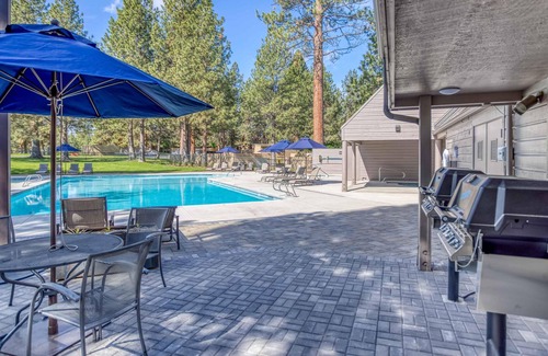 Century West Condo | River Ridge 423a