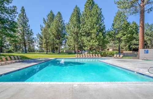 Century West Condo | River Ridge 429 AB