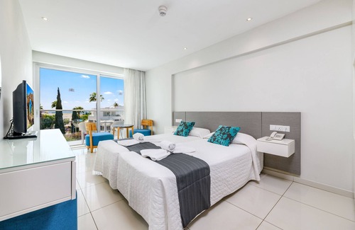 Ayia Napa Hotel | River Rock Hotel