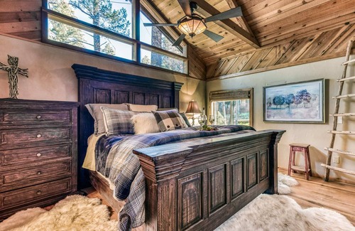 Ruidoso Cabin | Riverbank Swank-Rustic Luxury Cabin now w/Hot Tub!
