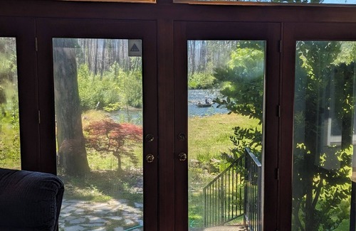 Vida House | RiverBend on the McKenzie Rivern