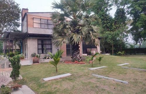 Khanong Phra House | Riverside Khao Yai