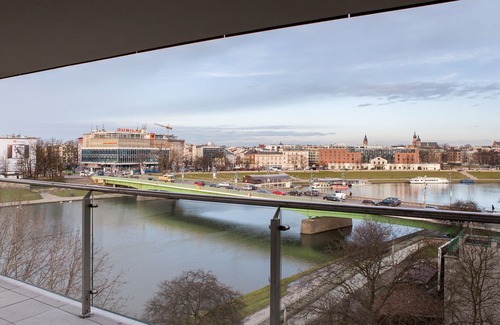 City Centre Apartment | Riverside Aparthotel