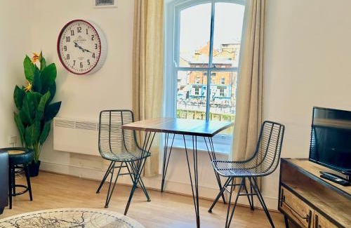 York Apartment | Riverside Apartment at Woodsmill Quay