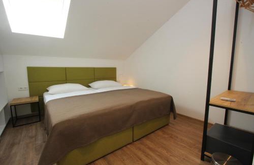 Old Town House | Riverside Residence